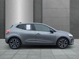 Renault Clio - photo 2