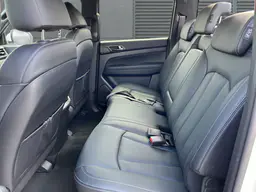 SsangYong Musso - photo 6