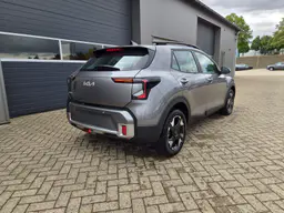 Kia Stonic - photo 5