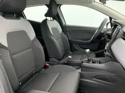 Renault Clio - photo 10