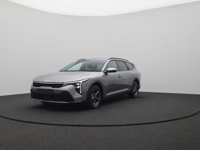 Kia K4