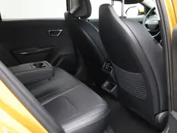 Kia K4 - photo 17