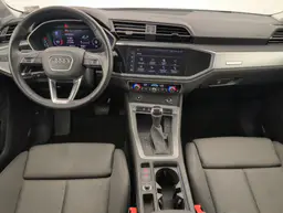 Audi Q3 - photo 13