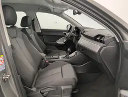 Audi Q3 - photo 9