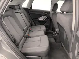 Audi Q3 - photo 10