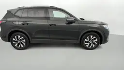 Volkswagen Tiguan - photo 16