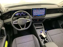 Volkswagen Tiguan - photo 23