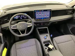 Volkswagen Tiguan - photo 15