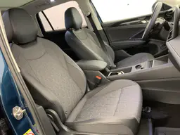 Volkswagen Tiguan - photo 9