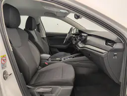 Skoda Octavia - photo 9