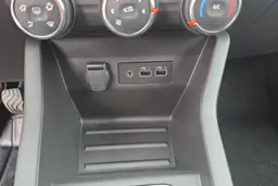 Renault Clio - photo 19
