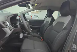 Renault Clio - photo 23