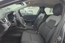 Renault Clio - photo 23