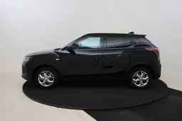 KGM Tivoli - photo 9