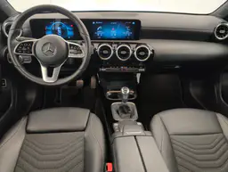 Mercedes-Benz A 180 - photo 12