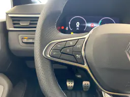 Renault Clio - photo 16