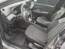 Dacia Sandero Stepway - photo 4