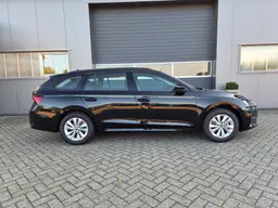 Skoda Octavia - photo 6
