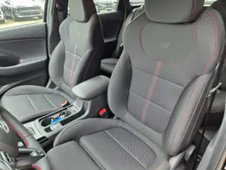 Hyundai i30 - photo 11