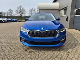 Skoda Fabia - photo 8
