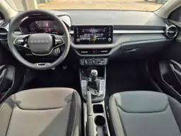 Skoda Fabia - photo 10