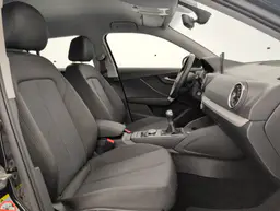 Audi Q2 - photo 9