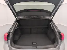 Volkswagen T-Roc - photo 11