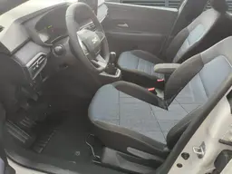 Dacia Sandero - photo 4