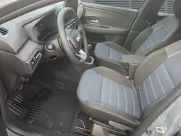 Dacia Sandero - photo 4