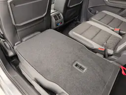 Volkswagen Touran - photo 12