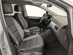 Volkswagen Touran - photo 9