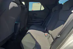 Toyota C-HR - photo 19
