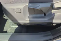 Toyota C-HR - photo 23
