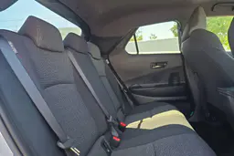Toyota C-HR - photo 10