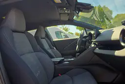 Toyota C-HR - photo 9