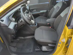Dacia Sandero Stepway - photo 4