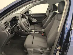 Audi Q3 - photo 16