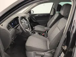 Volkswagen Tiguan - photo 16