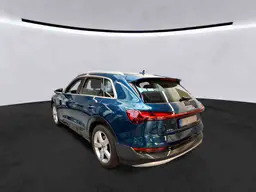 Audi e-tron - photo 4