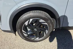 Nissan Qashqai - photo 26