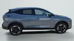 Nissan Qashqai - photo 8