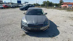 Skoda Superb - photo 18