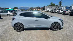 Renault Clio - photo 3