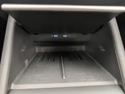 Volkswagen Tiguan - photo 19