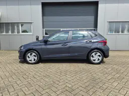 Hyundai i20 - photo 2