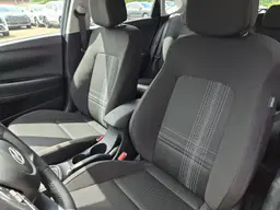 Hyundai i20 - photo 12