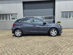 Hyundai i20 - photo 6