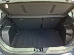 Hyundai i20 - photo 9