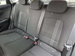 Hyundai i20 - photo 12
