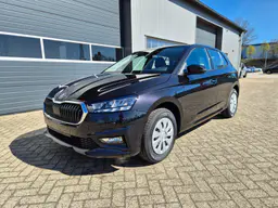 Skoda Fabia - photo 8